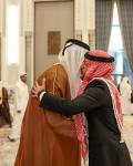 ولي العهد يقدم العزاء إلى أمير دولة قطر بوفاة الشيخ حمد