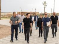 ولي العهد يتفقد مشروعي مضمار سباق السيارات الدولي ومتنزه العقبة