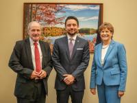 ولي العهد يعقد لقاءات مع أعضاء من الكونغرس الأمريكي في واشنطن