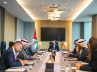 Crown Prince meets Kuwaiti media figures