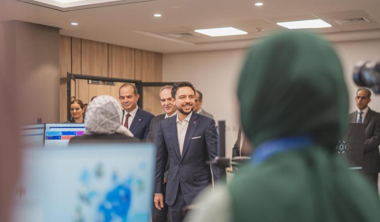 ولي العهد يفتتح مركز الصحة الرقمية الأردني في السلط