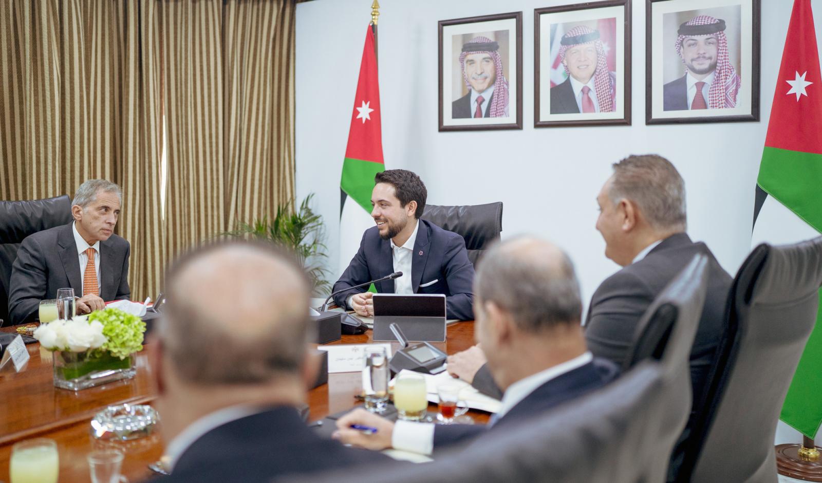 ولي العهد يترأس اجتماعا للاطلاع على البرنامج التنفيذي لاستراتيجية النظافة والحد من الإلقاء العشوائي للنفايات