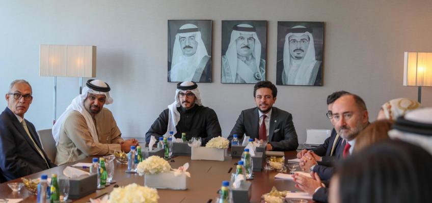 Crown Prince visits Economic Development Board in Manama