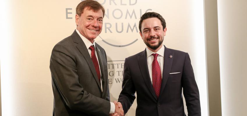 Crown Prince meets with Embraer CEO, heads of global companies