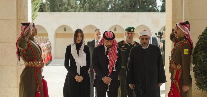 Regent visits King Hussein’s tomb