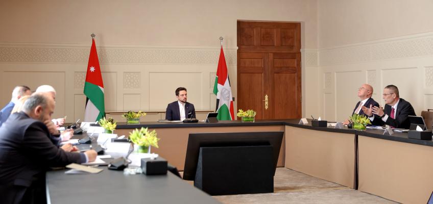 ولي العهد يترأس اجتماعا لبحث سبل تطوير قطاع التكنولوجيا المالي