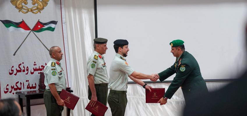 Deputising for King, Crown Prince attends Royal Jordanian National Defence College graduation