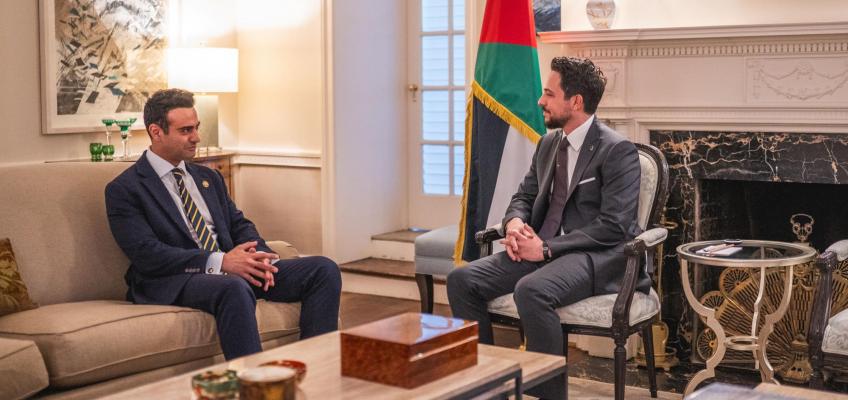 ولي العهد يلتقي عضوا في الكونغرس الأمريكي ووكيل وزارة الخارجية الأمريكية