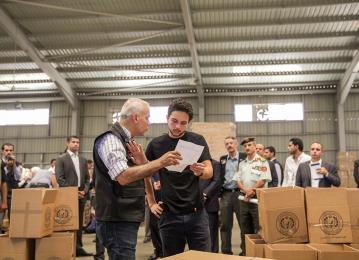 Crown Prince oversees dispatch of an aid convoy to Gaza